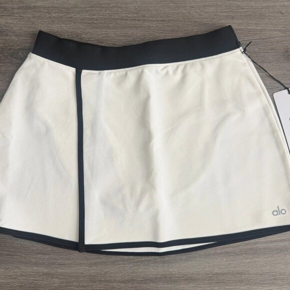 Alo Yoga Set Airbrush Streamlined Bra Tank And Airbrush Streamlined Skirt Auth - Picture 5 of 7